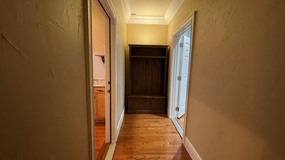 More Photos Of 415 N Muskogee Ave, Tahlequah Storefront Retail Residential For Sale