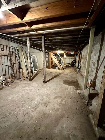 More Photos Of 5801 Christian St, Philadelphia Office Residential For Lease