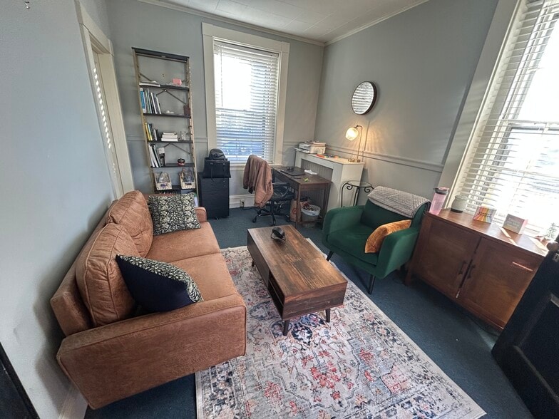 More Photos Of 202-204 Lafayette St, Salem Office Residential For Lease