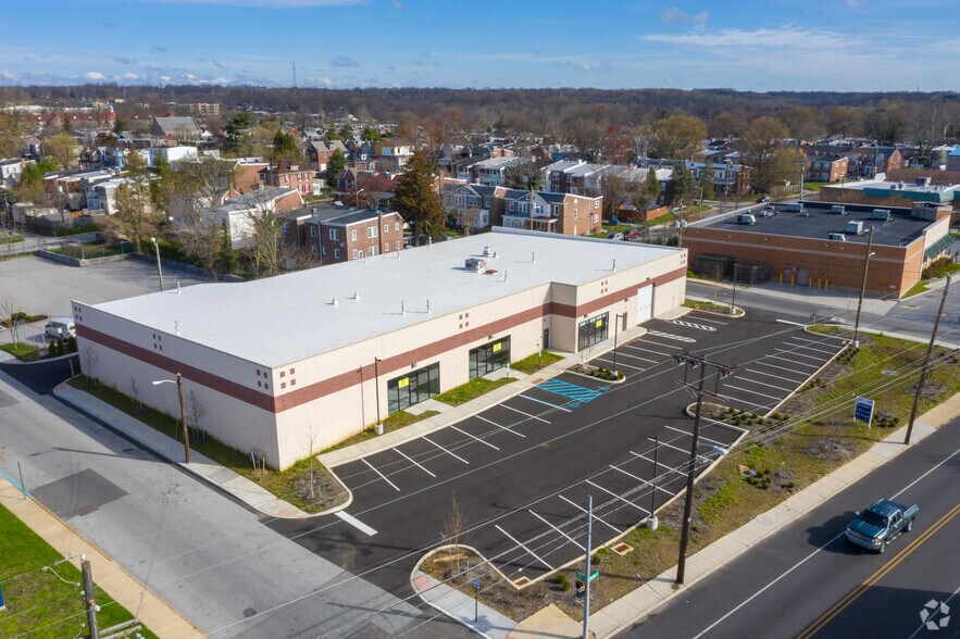 Primary Photo Of 3401 N Market St, Wilmington Auto Repair For Lease