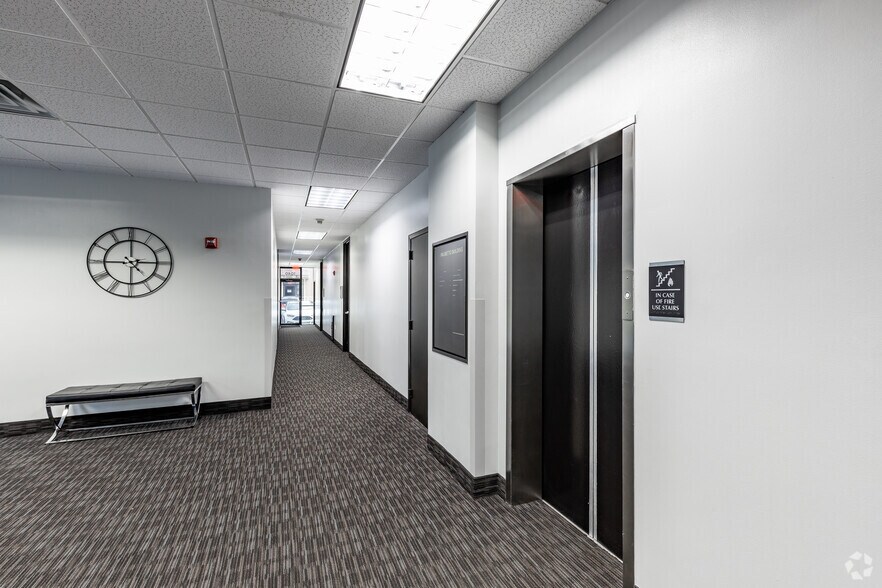 More Photos Of 3191 Maguire Blvd, Orlando Unknown For Lease