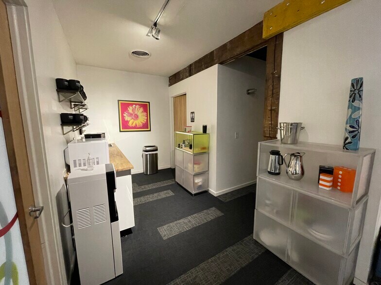 More Photos Of 34-38 W Gay St, Columbus Loft Creative Space For Sale