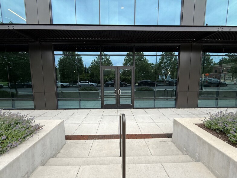 More Photos Of 124 W Superior Street, Fort Wayne Apartments For Lease