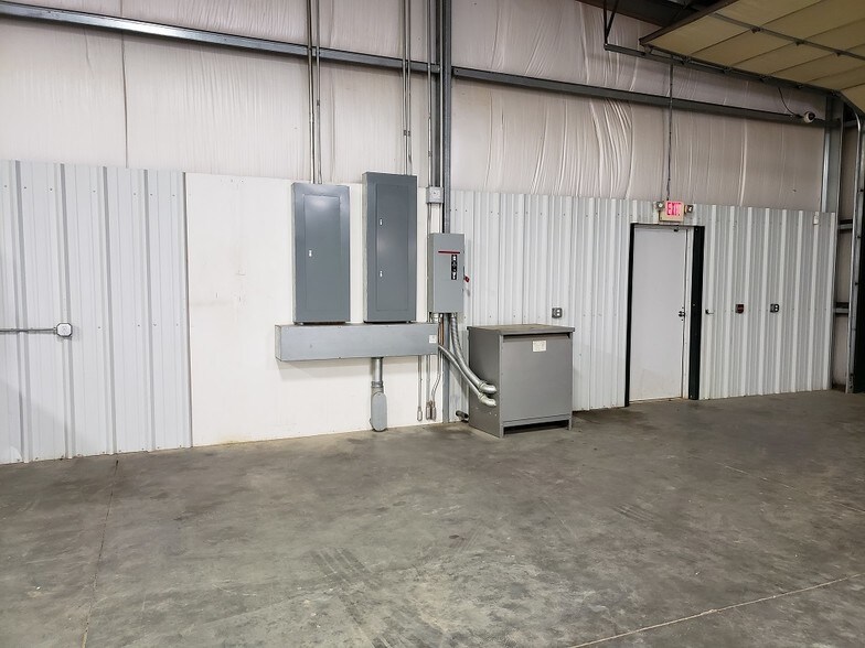 More Photos Of 109 Taylor Rd, Louisburg Warehouse For Sale