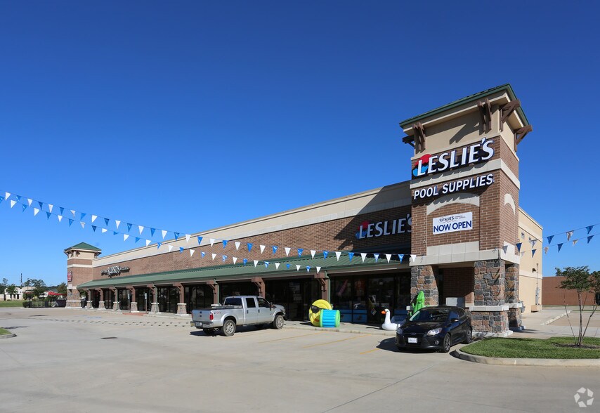 More Photos Of 24230 Kuykendahl Rd, Spring Storefront For Lease