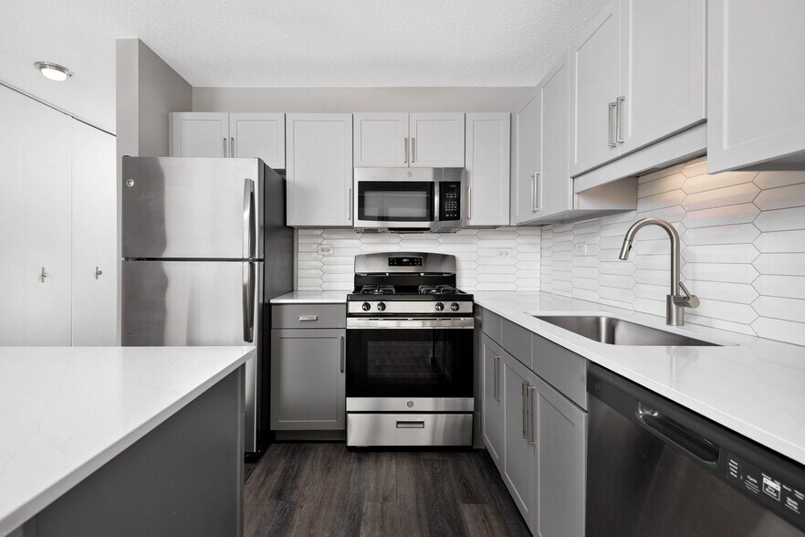 More Photos Of 400 E South Water St, Chicago Apartments For Lease