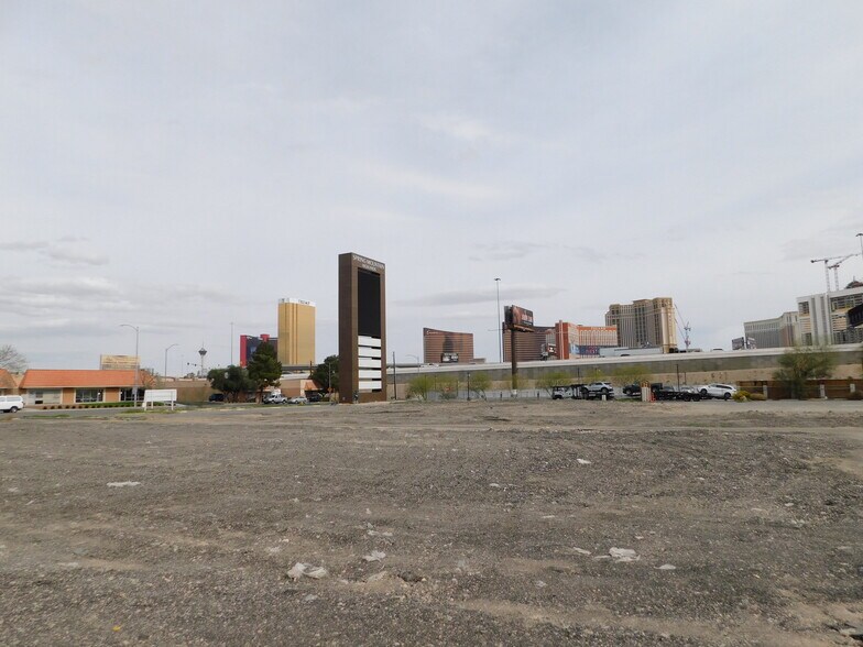 More Photos Of 3640 S Highland Dr, Las Vegas Unknown For Lease