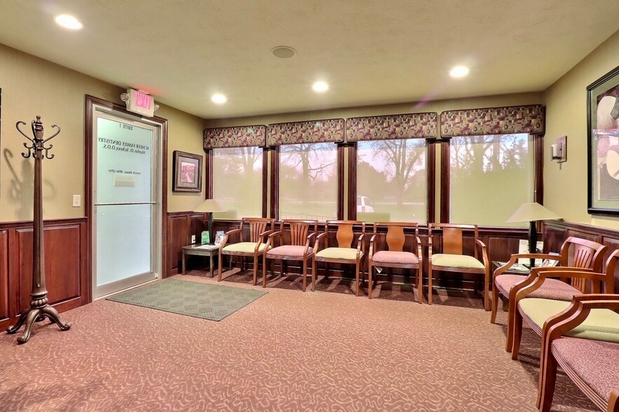 More Photos Of 230 E 22nd St, Fremont Medical For Sale