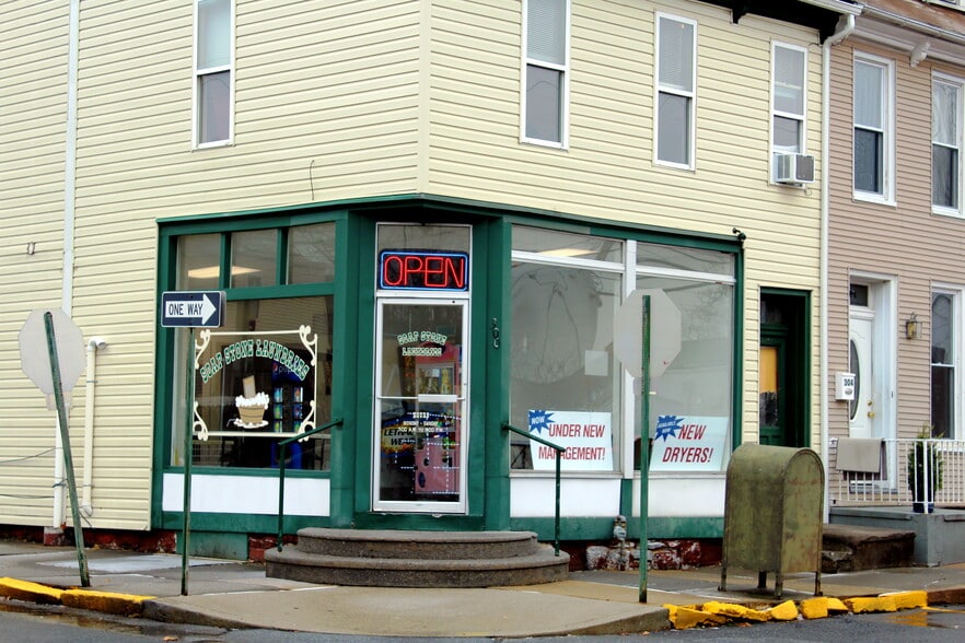 More Photos Of 302 S 6th St, Lebanon Storefront Retail Residential For Sale