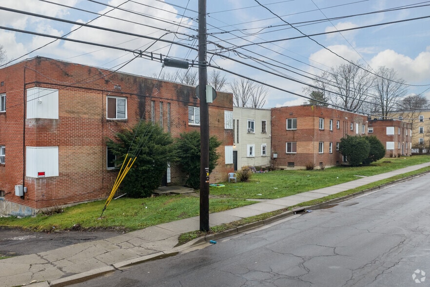 More Photos Of 2700 North St, Endwell Apartments For Sale