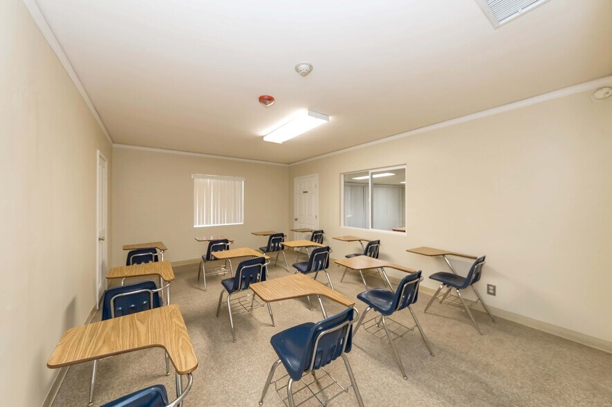 More Photos Of 1555 W Commonwealth Ave, Fullerton Office For Lease