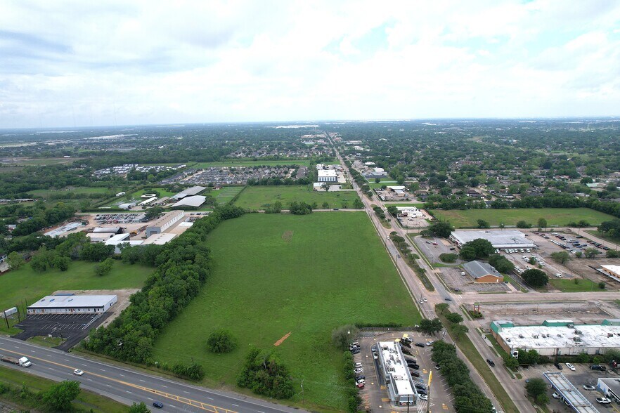 More Photos Of 0 Ambrose St, Houston Land For Sale