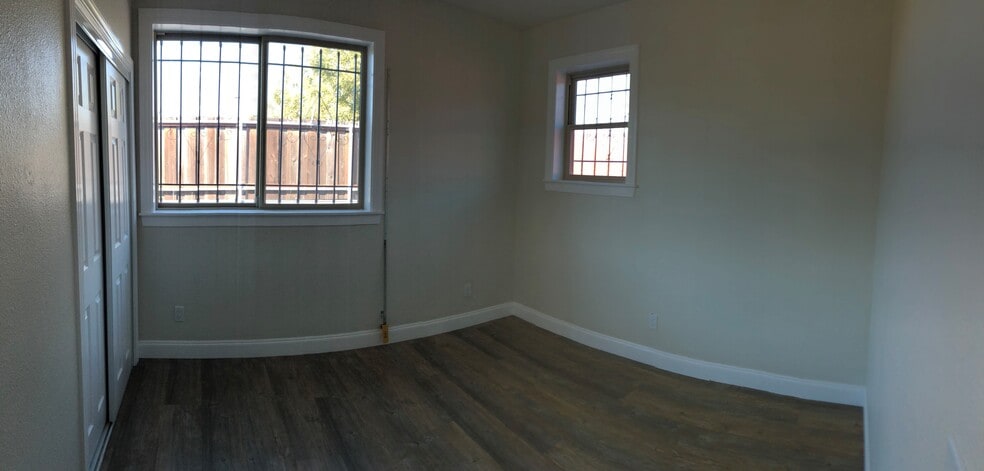 More Photos Of 11830 Foothill Way, Oakland Flex For Lease