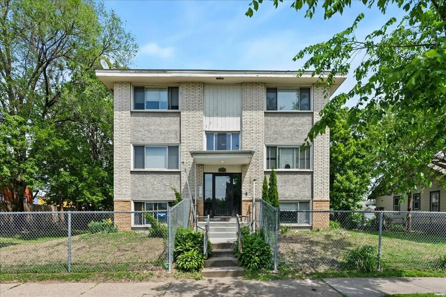 More Photos Of 3010 20th Ave S, Minneapolis Apartments For Sale
