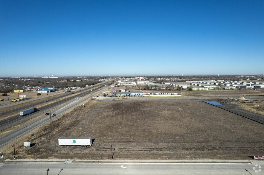 More Photos Of NWC of US 80 & Trailhouse Ln, Forney General Retail For Lease