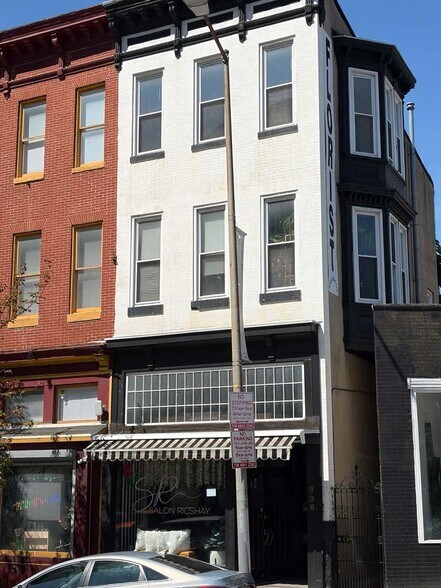 More Photos Of 226 N Liberty St, Baltimore Storefront Retail Residential For Sale