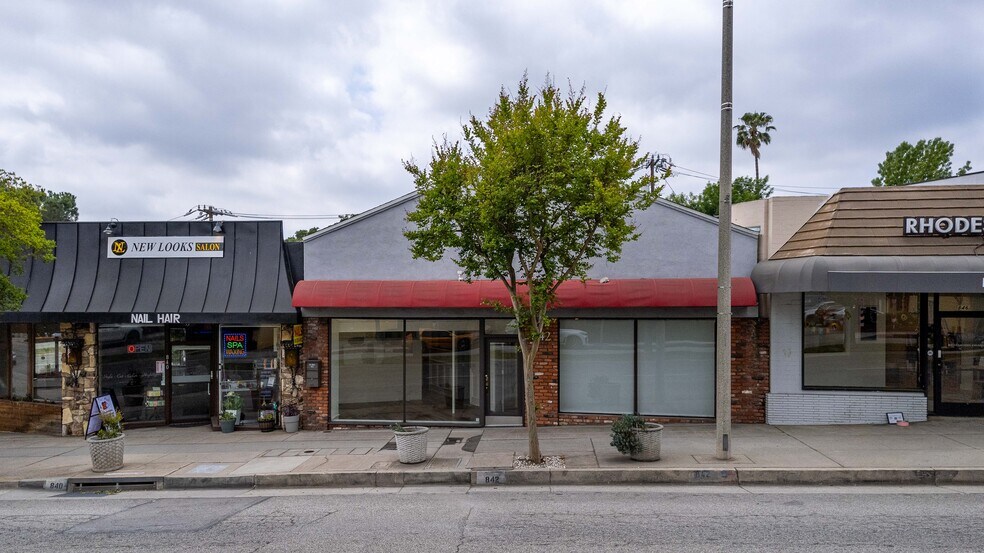 Primary Photo Of 842 Foothill Blvd, La Cañada Flintridge Storefront For Sale