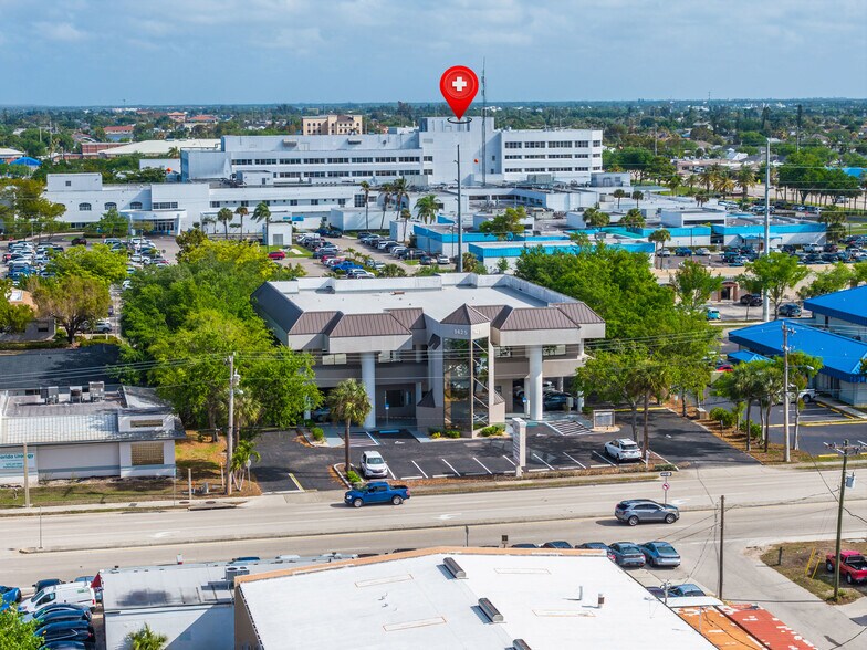 More Photos Of 1425 Viscaya Pky, Cape Coral Office For Lease