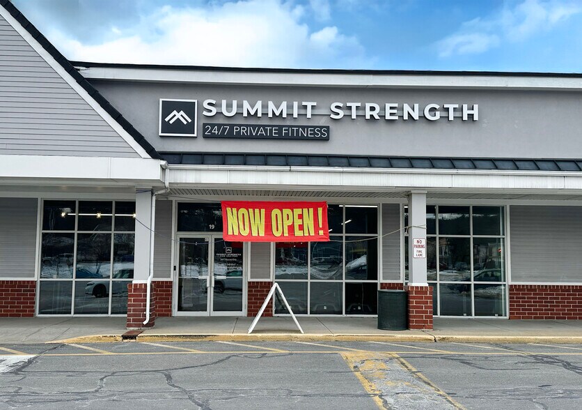 More Photos Of 586-614 Nashua Rd, Milford Unknown For Lease