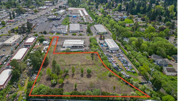 More Photos Of SE Roethe Rd, Milwaukie Land For Sale