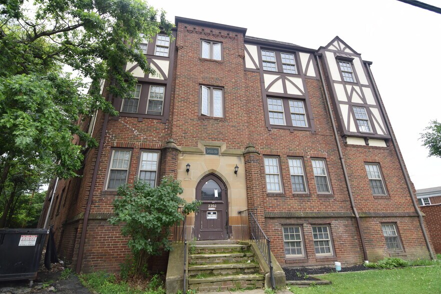 Primary Photo Of 2260 Noble Rd, Cleveland Heights Apartments For Sale