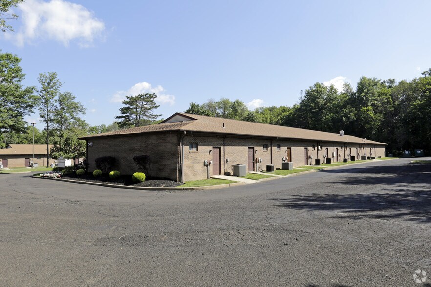 More Photos Of 589 Bethlehem Pike, Montgomeryville Office For Lease