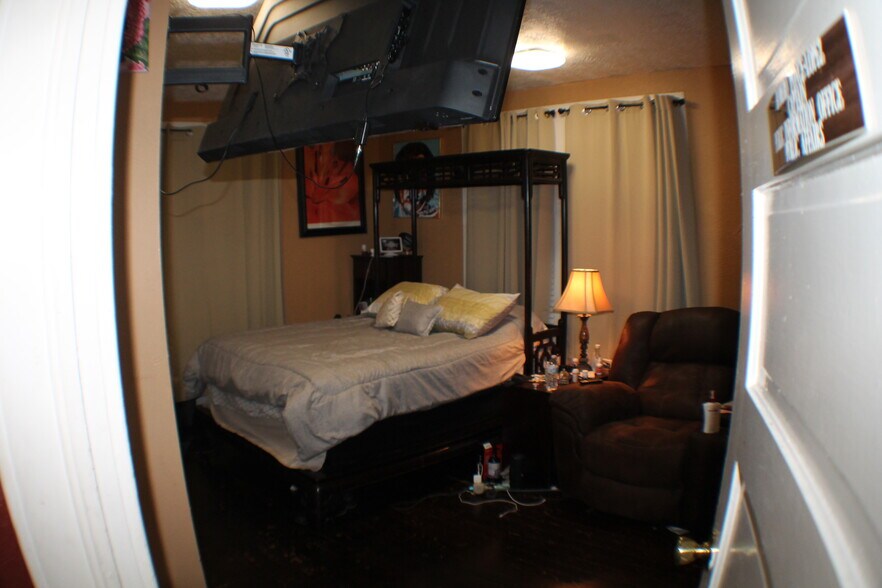 More Photos Of 3520 Broadway St, Houston Multifamily For Sale