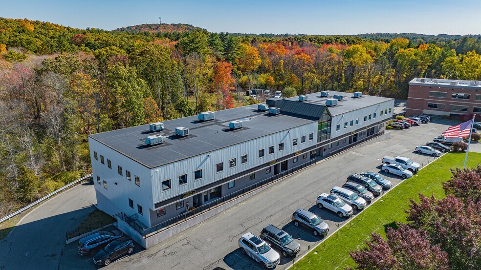 More Photos Of 319 Newburyport Tpke, Rowley Office For Sale