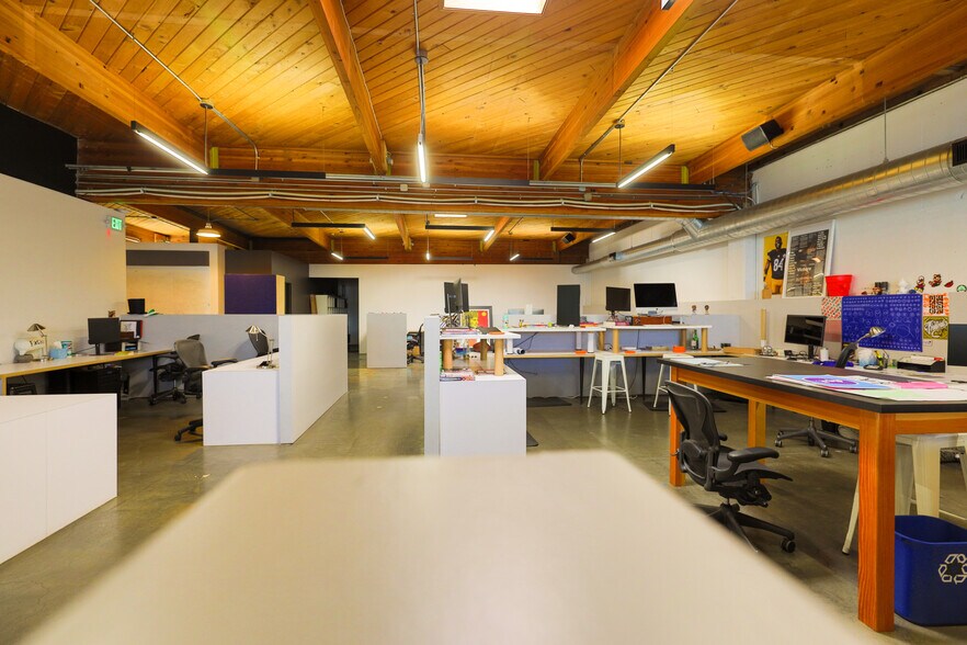 More Photos Of 1700 SE 11th Ave, Portland Office For Lease