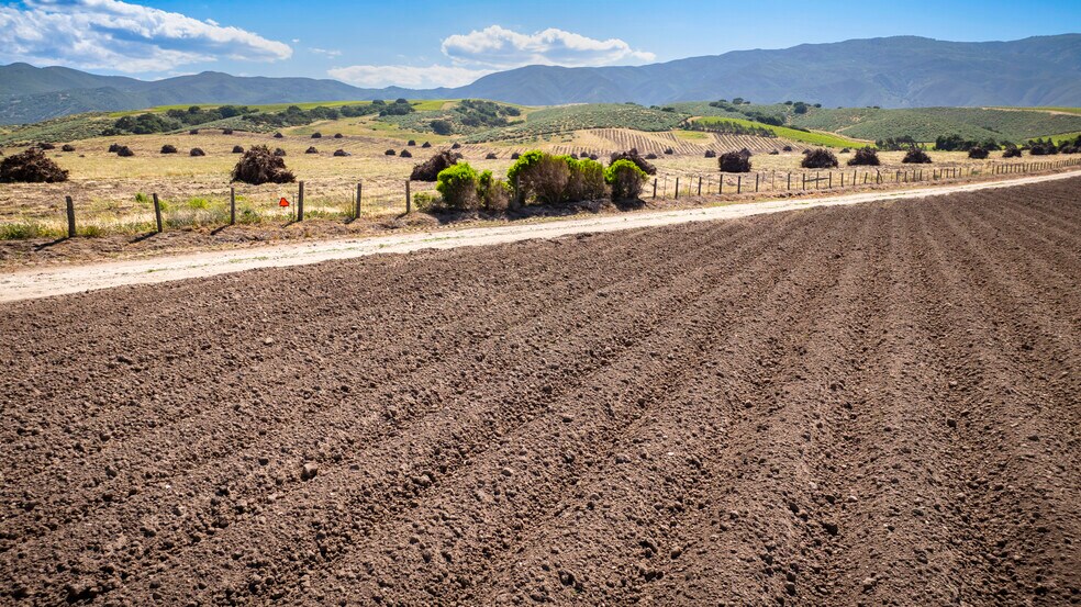 More Photos Of 35422 Paraiso Springs Rd, Soledad Land For Sale