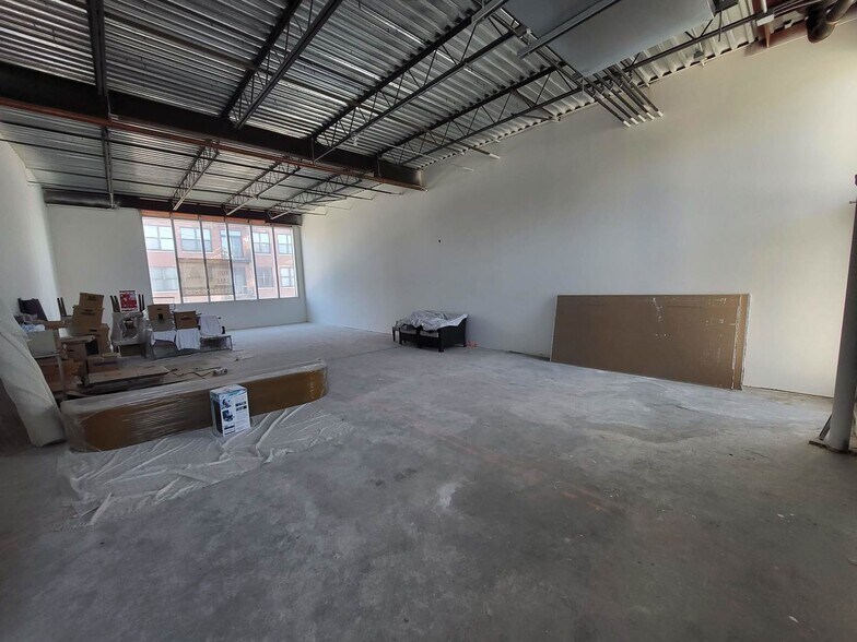 More Photos Of 2300 S Archer Ave, Chicago Storefront For Sale