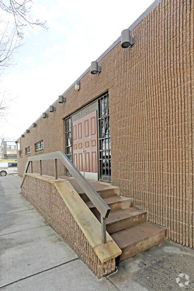 More Photos Of 179-30, 149 Ave, Jamaica Office For Lease