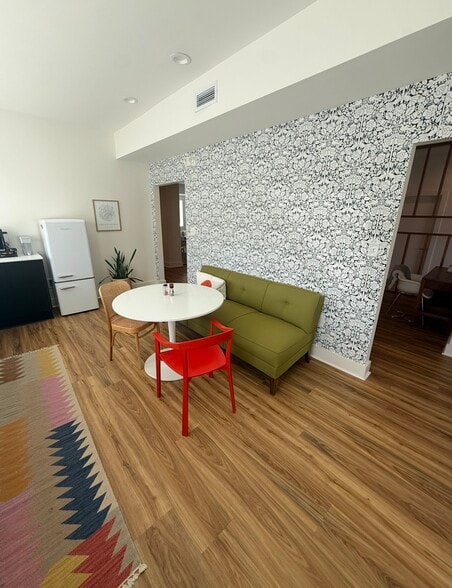 More Photos Of 1027 Arnold St, Greensboro Office For Lease