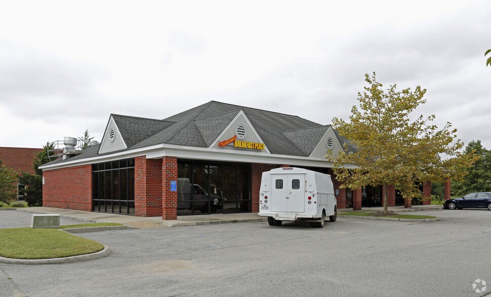 More Photos Of 838 N Old George Washington Hwy, Chesapeake Unknown For Lease