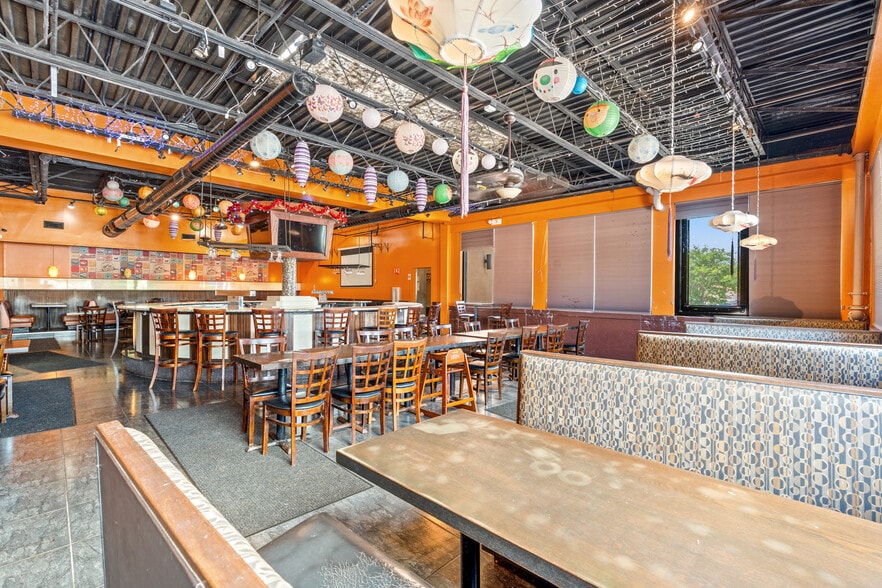More Photos Of 801 Highway 17 S, North Myrtle Beach Restaurant For Sale
