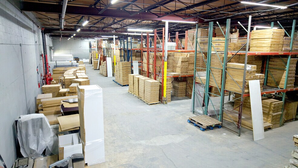 More Photos Of 7215 W 20th Ave, Hialeah Manufacturing For Sale