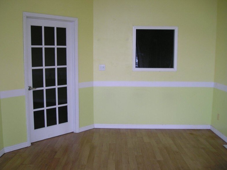 More Photos Of 325 E Merritt Island Cswy, Merritt Island Restaurant For Lease