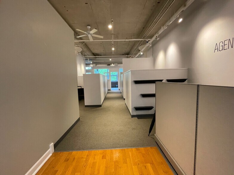 More Photos Of 2000 N Racine Ave, Chicago Loft Creative Space For Lease