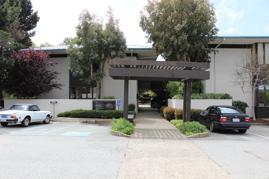 More Photos Of 26607-26625 Carmel Center Pl, Carmel Medical For Lease