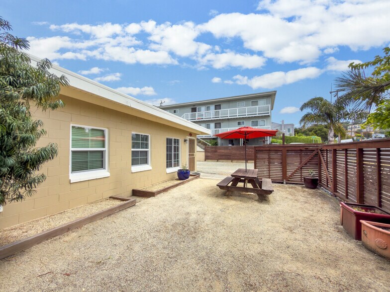 More Photos Of 5105-5107 MacDonald Ave, Richmond Apartments For Sale
