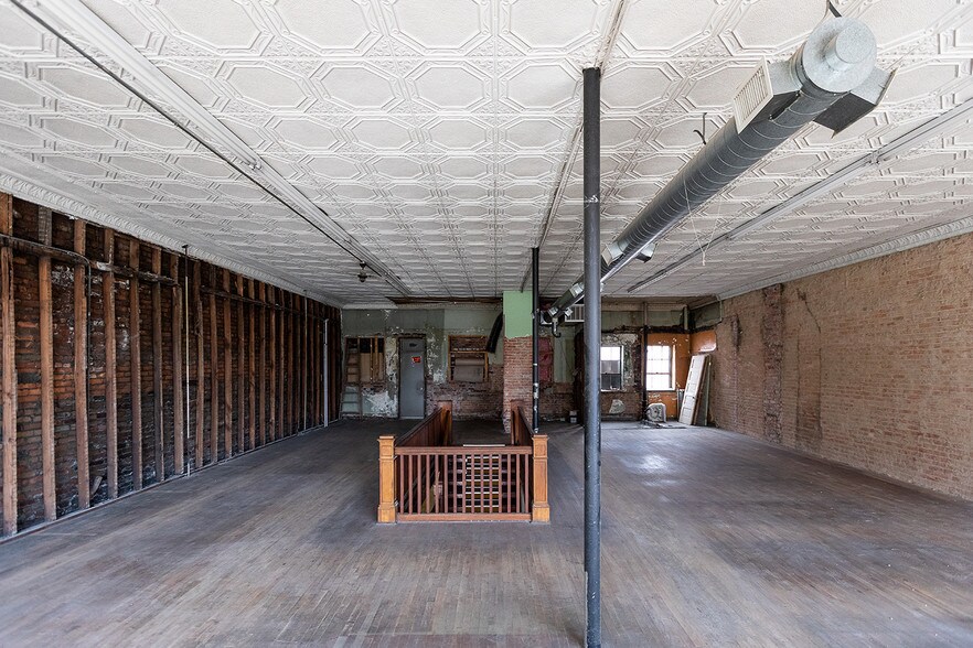 More Photos Of 6432 Woodward Ave, Detroit Storefront For Sale