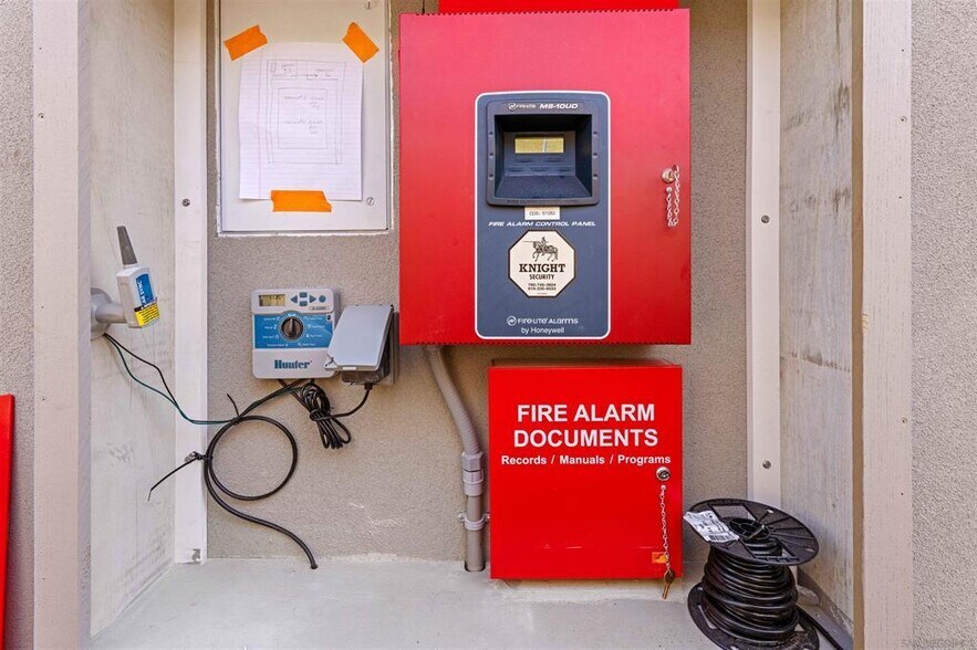 More Photos Of 1417 Lemon St, Oceanside Multifamily For Sale