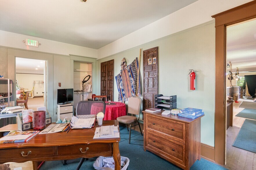 More Photos Of 5131 NE 23rd Ave, Portland Religious Facility For Sale