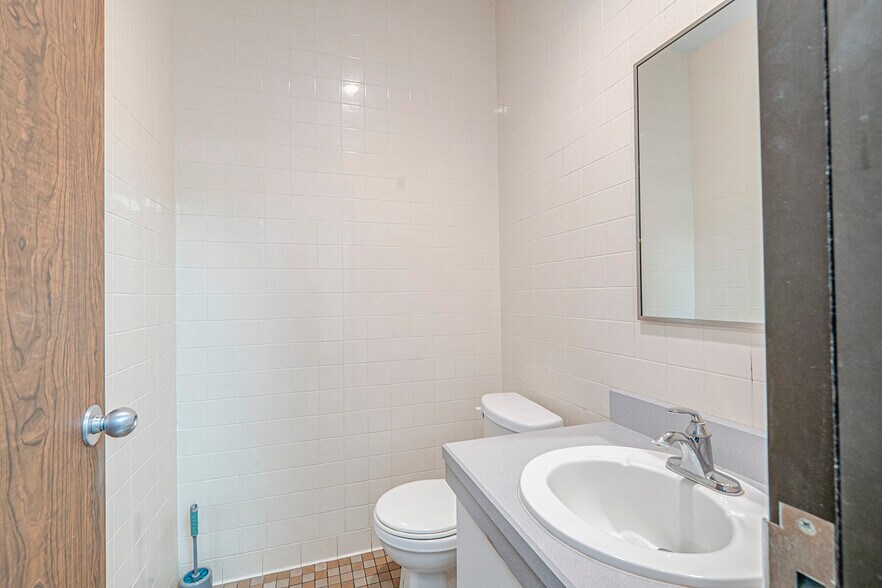 More Photos Of 2407 W Louisiana Ave, Midland Medical For Lease