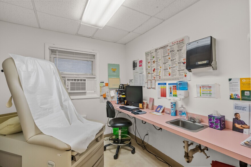 More Photos Of 461-467 Mount Prospect Ave, Newark Medical For Sale