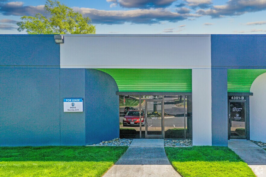 More Photos Of 4301 Stuart Andrew Blvd, Charlotte Light Distribution For Lease