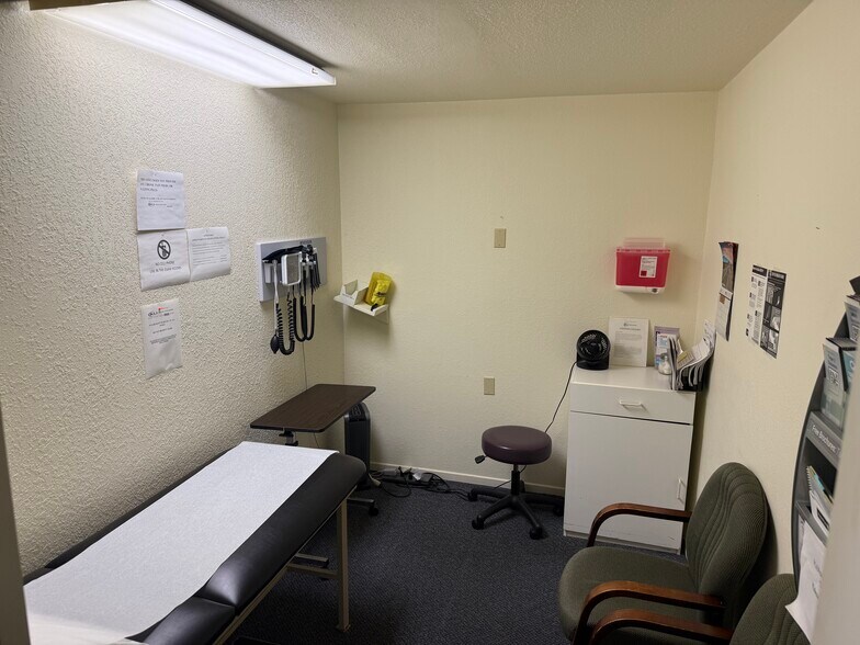 More Photos Of 47-51 E Romie Ln, Salinas Medical For Sale