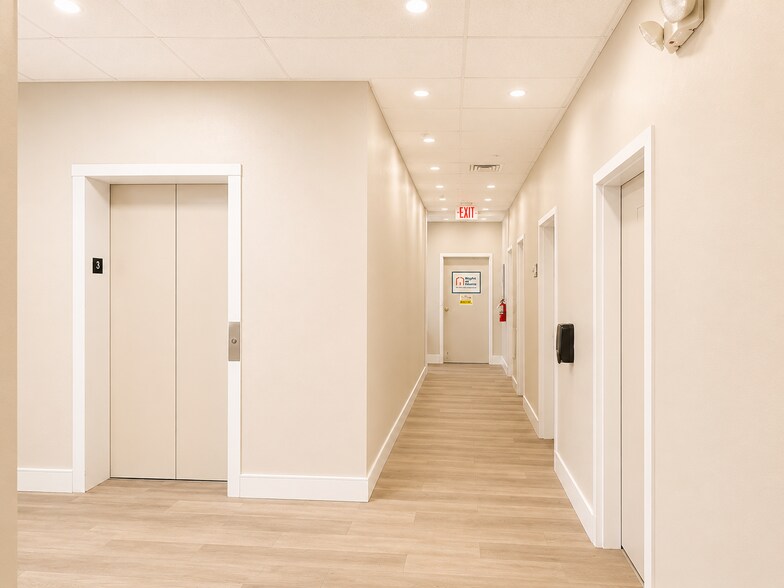 More Photos Of 30 Jordan Ln, Wethersfield Office For Lease