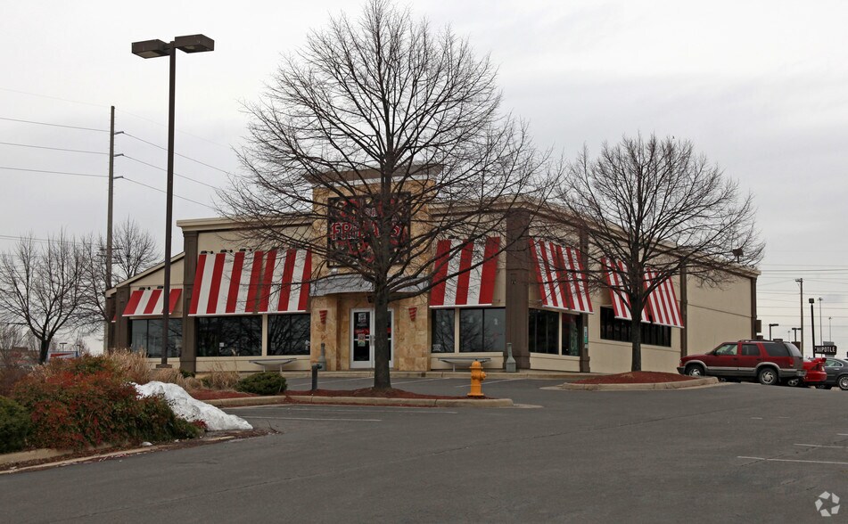 Primary Photo Of 7401 Sudley Rd, Manassas Restaurant For Sale