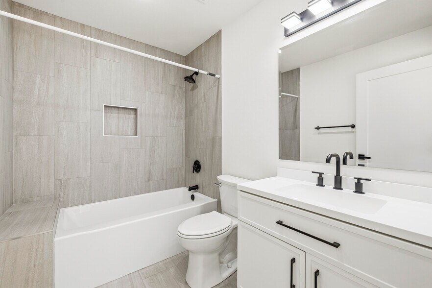 More Photos Of 22320 Itasca St, Chatsworth Apartments For Sale